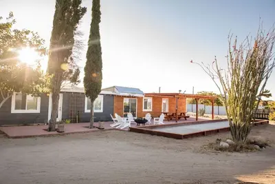 Image de Family and pet friendly desert home in Flamingo Heights