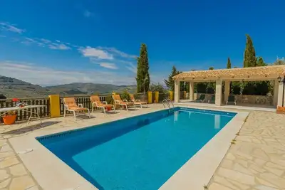 Image de Casas de Paquita - El Establo Montefrío by Ruralidays