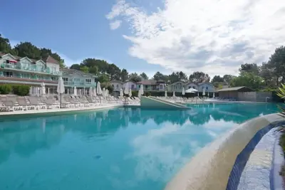 Image de Domaine Golf Resort by Interhome