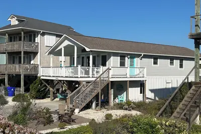 Image de “Dancin’ the Day Awave” in Surf City, Nc