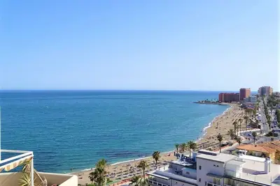 Image de Benalmadena Front Line Sea View Grand Appartement 1 Chambre