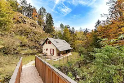 Image de Central Area - New sweet valley cottage & stream