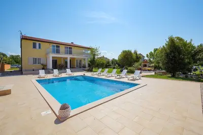 Image de Villa Anica with pool and a spacious garden