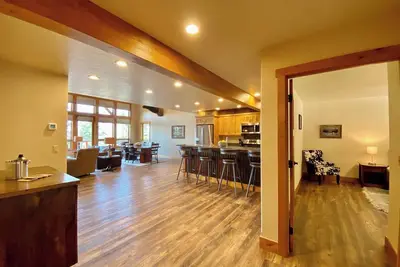 Image de Luxury Townhome next to Clubhouse
