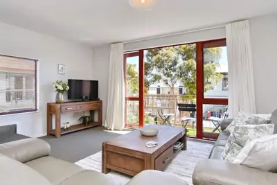 Image de Armagh Apartment - Spacious central Christchurch Apartment on Cramner Square