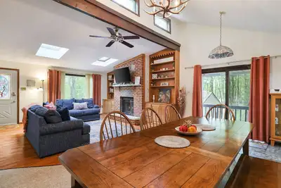 Image de Serene Escape for Friends and Families