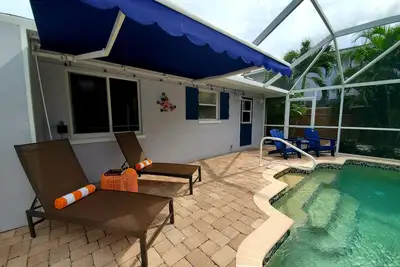 Image de Heated Pool, Bikes, Kayaks, Sups, Outdoor Tiki Bar with Tv! & Corn Hole Court