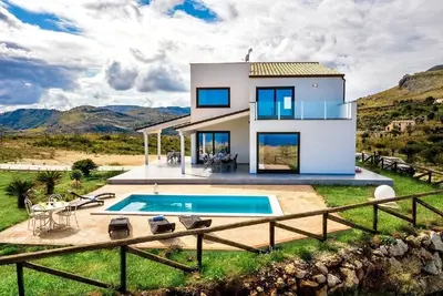 Image de Maison de vacances Castellammare del Golfo pour 1 - 10 personnes avec 4 chambres à coucher - Maison