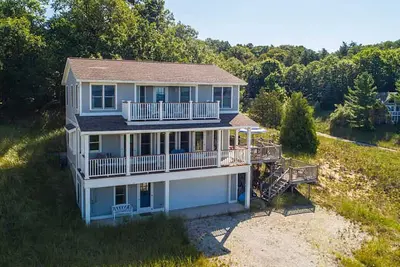 Image de The Piping Plover - Stunning views on Lake Michigan 4br family vacation home