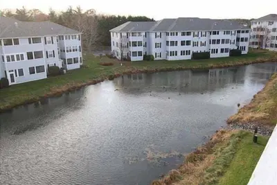 Image de Four Bedroom Penthouse Condo with Access to Three community pools