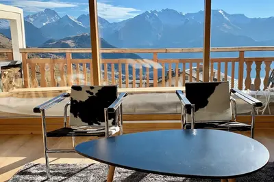 Image de Pied des pistes 6 personnes. Vue imprenable, dernier étage. 3 chambres 2 sdb