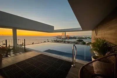 Image de Loft Amber <br>Located in front of one of the most exclusive beaches in the bay