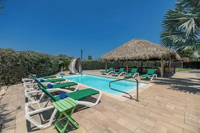 Image de 3br 2ba Modern Condo w/ Pool near PalmBeach