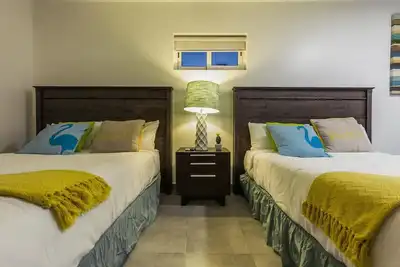 Image de Modern Design Studio w\/ Two Double Beds & Pool