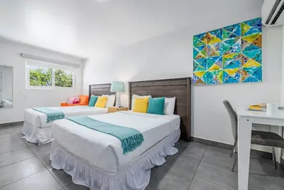Image de Amazing Cute Studio w\/ Two Double Beds & Pool View