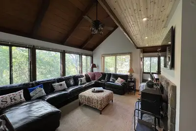 3 Bedroom Chalet on Eagles Swoop ski slope