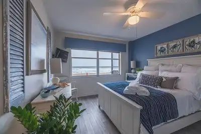 Image de Oceanfront Beach House w/ Family Amenities
