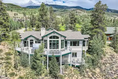 Image de Luxury Keystone River House w/ Hot tub & Mtn Views