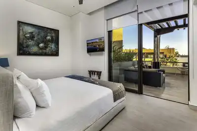 Image de Hot Spot Overlooking Cabo Marina Private Terrace