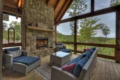 Image de Stay Awhile | Free Night Offer!