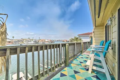 Image de Waterfront Luxury House: Dock, Fire Pit & Fishing