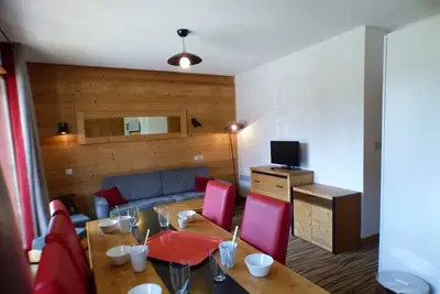 Image de Superbe T3 avec piscine chauffée - Les Saisies - 8 pers, balcon et salle de fitness
