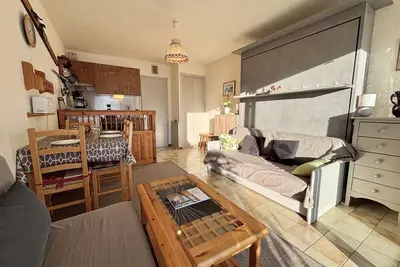 Image de Studio ski-in/ski-out Ă Notre-Dame-de-Bellecombe, piscine, tennis, parking - 4 personnes