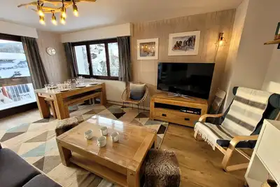 Image de Appartement lumineux avec balcon, proche centre et pistes, parking couvert – Les Gets