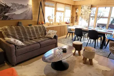 Image de Appartement T3 rénové, centre Les Gets, proche pistes, 6 pers, balcon, parking, équipements complets