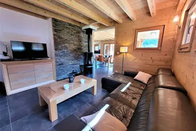 Image de Chalet chaleureux 4* aux Gets, 3 niveaux, 6 pers. , terrasse, poĂŞle Ă bois, wifi