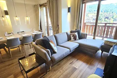 Image de Appartement triplex au calme proche centre, 3 chambres, 6 pers, cheminée, parking couvert, WiFi
