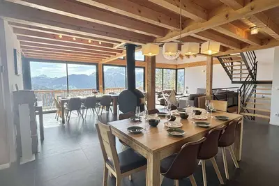 Image de Chalet 8 pièces avec spa, sauna, 15 pers, à 800m des pistes, Notre-Dame-de-Bellecombe