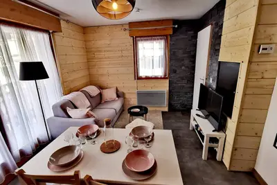 Image de Appartement lumineux rénové, 35 m², proche pistes et centre, 4 pers, terrasse et garage, Les Gets