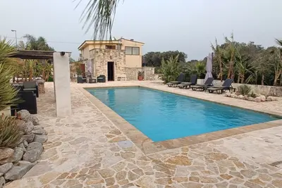 Image de Fantastic 5-star Villa with Xl-sized pool, in the center of Puglia!