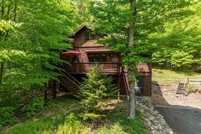 Image de Sorella Lodge - 4th Lake Hollywood Hill Association