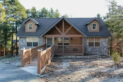 Image de Luxury Cabin in Stonebridge - Branson, Missouri