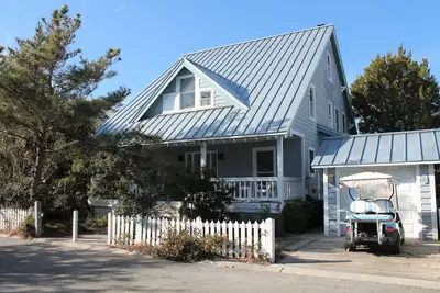 Image de Newly Renovated 5 Bedroom Home on Bald Head Island House in Harbour Village