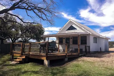 Image de Relax in style ~ The Chimney House on the river!