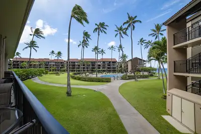 Image de Beach front tropical retreat resort (B210)