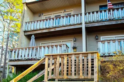 Image de Join us @ Fairfield Bay-Ozark Mountain Lake Resort