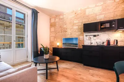 Image de Appartement lumineux Ă la pierre Bordelaise, plein centre pour 4 personnes