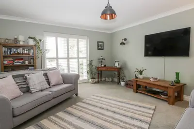 Image de Gabby'S Garden Cottage, romantic, with a garden in Roos