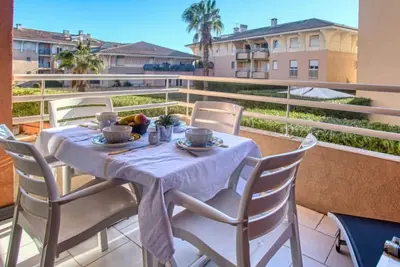 Port d'Attache by Interhome