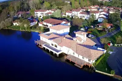 Image de Vacation on the water! !