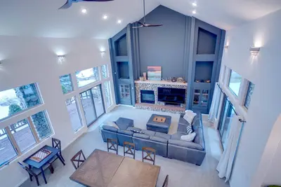 Image de Explore Our Family-Friendly Mountain Retreat Overlooking the Golf Course