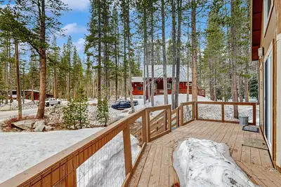 Image de Cozy, dog-friendly getaway with wood stove & washer/dryer