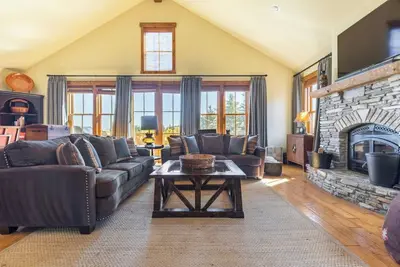Image de Lodges 1178-Stunning alpine lodge with incredible mountain golf course views!