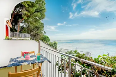 Image de Bel appartement à Moneglia avec WiFi