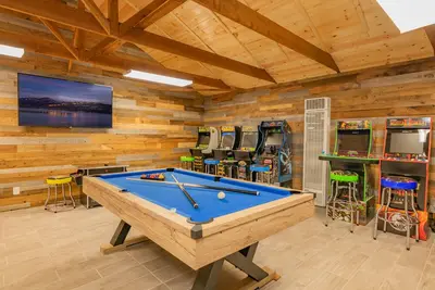 Image de Evergreen Paradise - Hot Tub, Game Room, Pool Table, Foosball