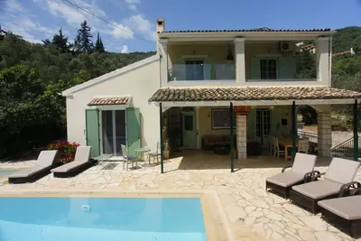 Image de Stunning Secluded Villa with the sea at the end of the Drive